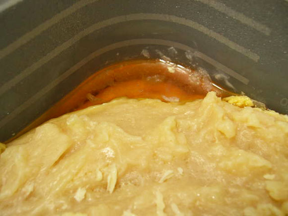 液体が分離している。上から見た。